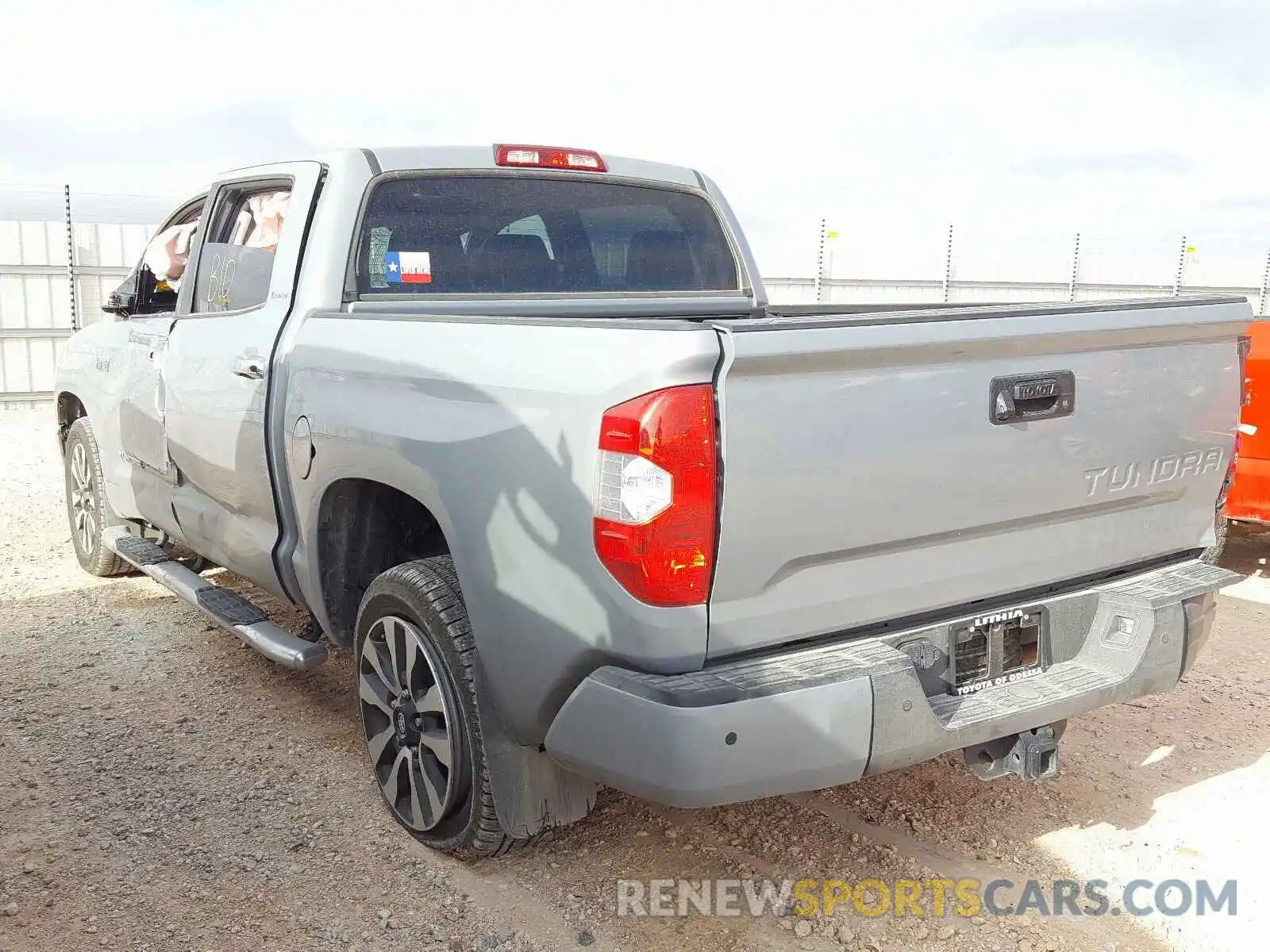 3 Photograph of a damaged car 5TFFY5F14KX250044 TOYOTA TUNDRA 2019