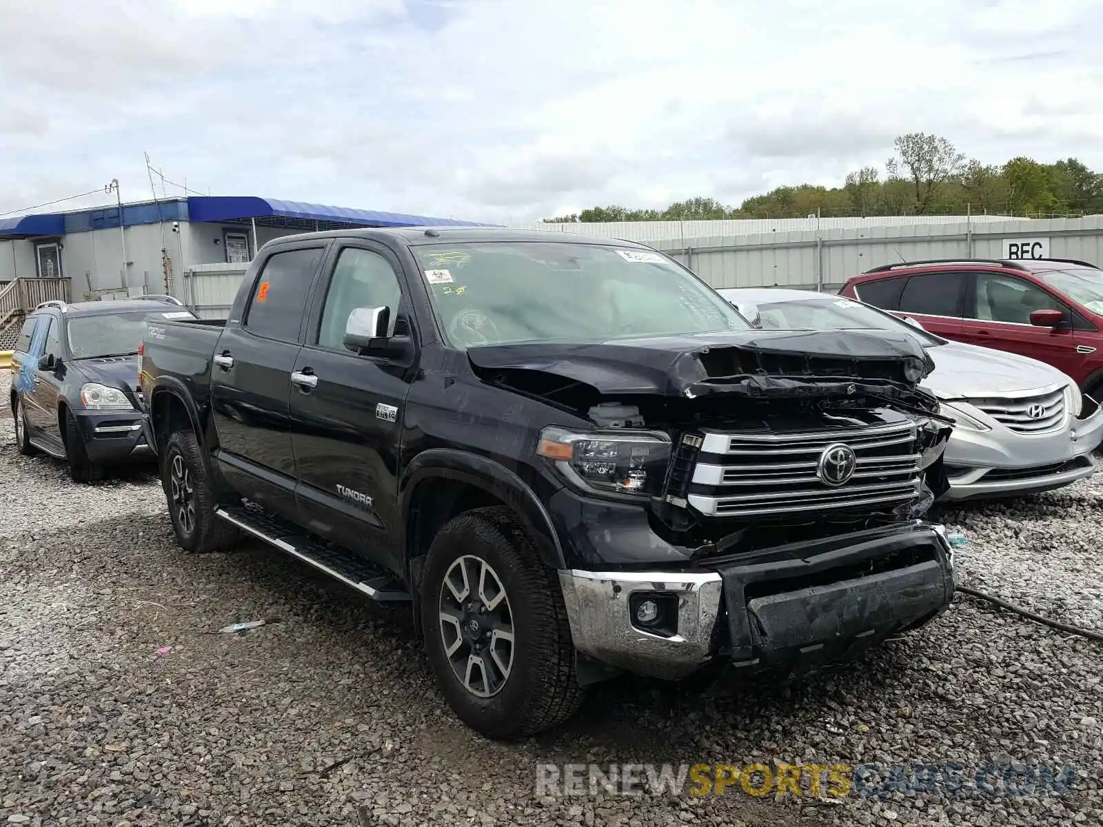 1 Photograph of a damaged car 5TFFY5F15KX252420 TOYOTA TUNDRA 2019