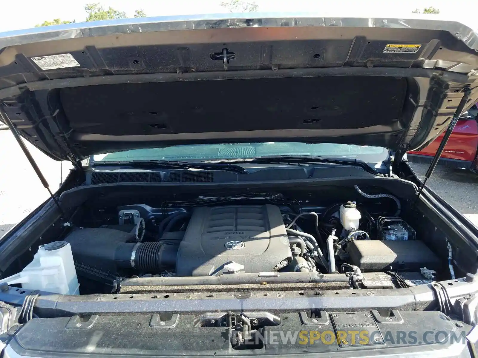 7 Photograph of a damaged car 5TFFY5F1XKX251375 TOYOTA TUNDRA 2019