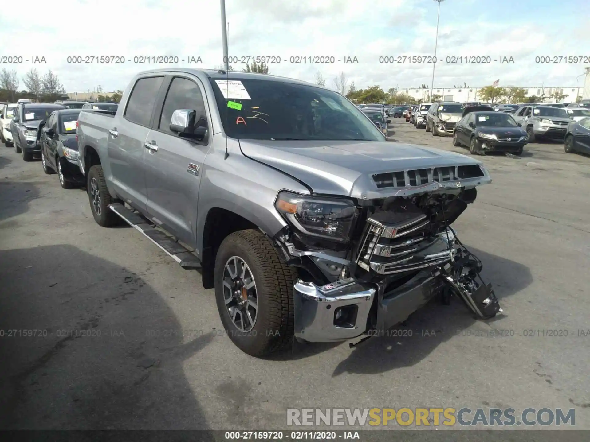 1 Photograph of a damaged car 5TFGY5F19KX253185 TOYOTA TUNDRA 2019