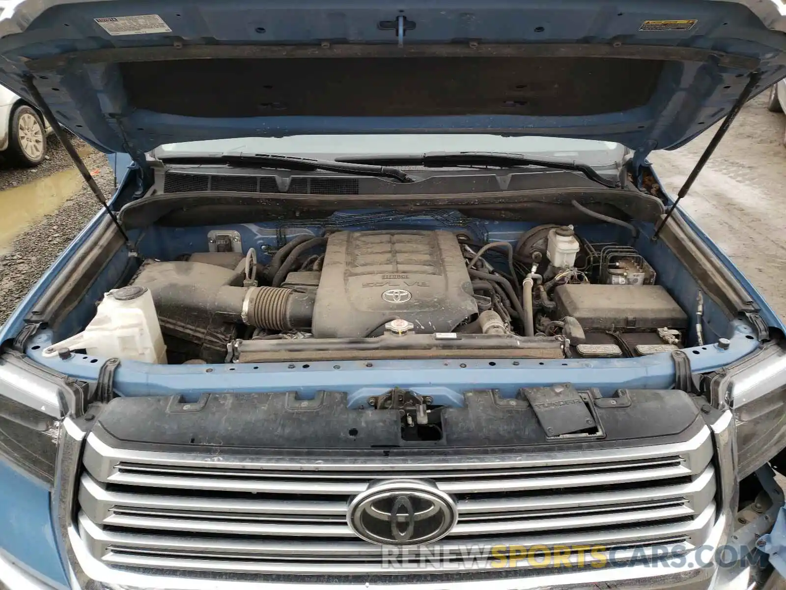 7 Photograph of a damaged car 5TFHY5F10KX814927 TOYOTA TUNDRA 2019