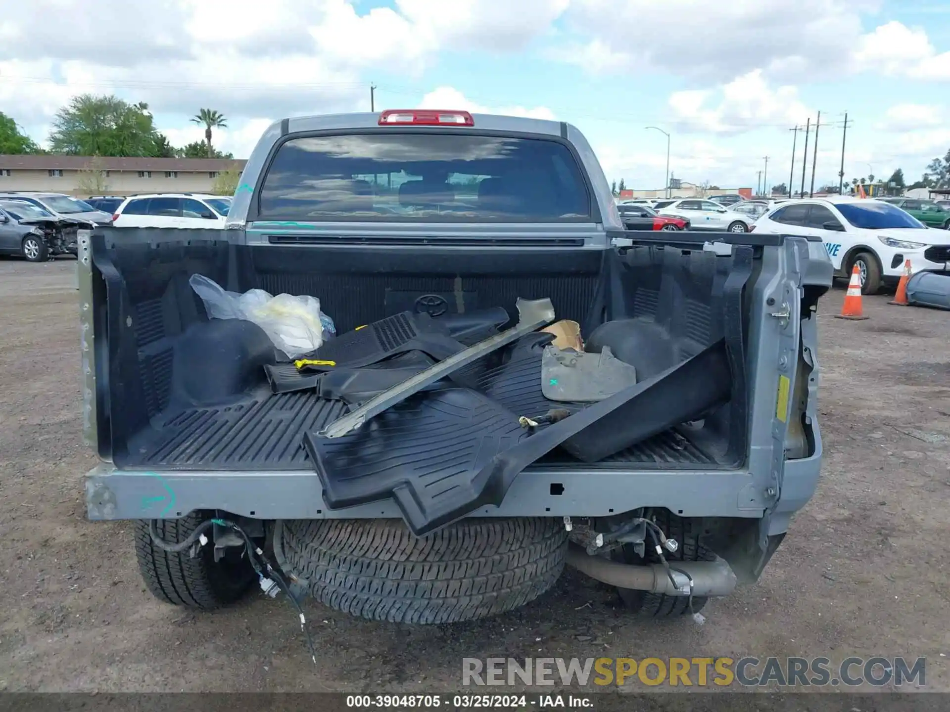 17 Photograph of a damaged car 5TFHY5F10KX826902 TOYOTA TUNDRA 2019