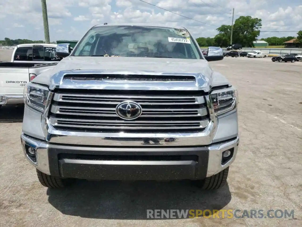 9 Photograph of a damaged car 5TFHY5F11KX831753 TOYOTA TUNDRA 2019