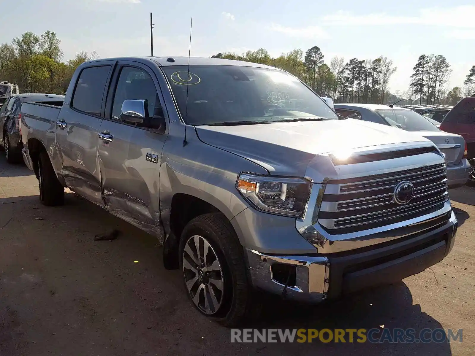 1 Photograph of a damaged car 5TFHY5F11KX833115 TOYOTA TUNDRA 2019