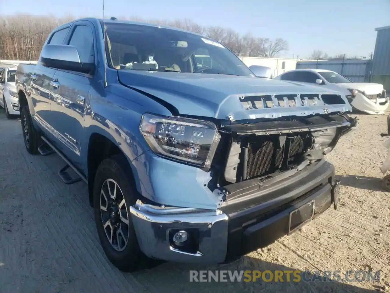 1 Фотография поврежденного автомобиля 5TFHY5F11KX846656 TOYOTA TUNDRA 2019