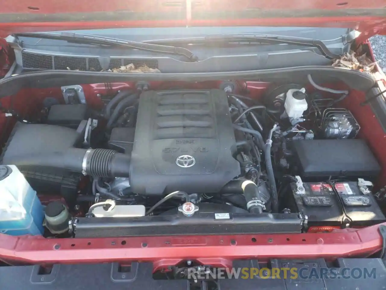 7 Photograph of a damaged car 5TFHY5F11KX865823 TOYOTA TUNDRA 2019