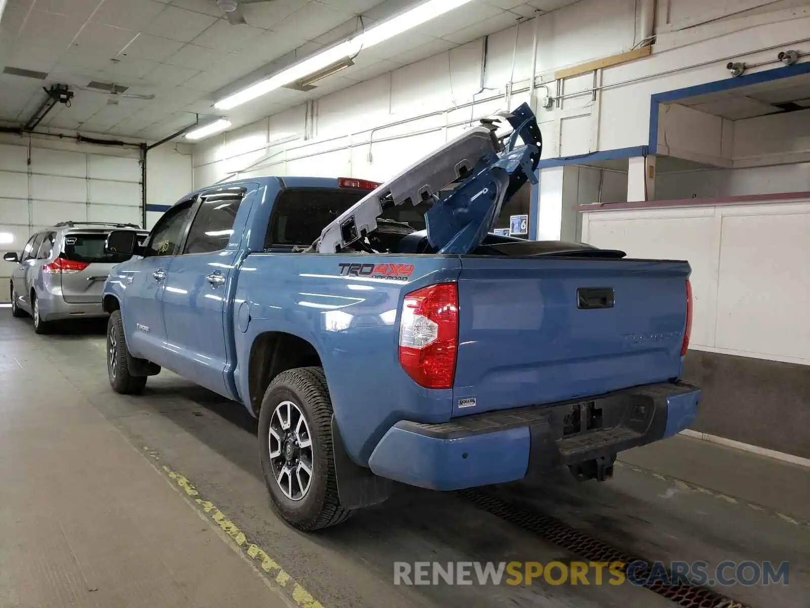 3 Photograph of a damaged car 5TFHY5F12KX783423 TOYOTA TUNDRA 2019