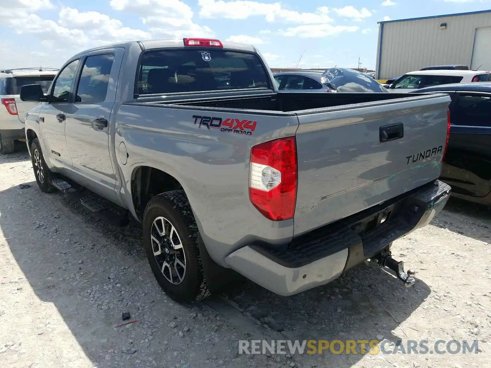 3 Photograph of a damaged car 5TFHY5F12KX786936 TOYOTA TUNDRA 2019