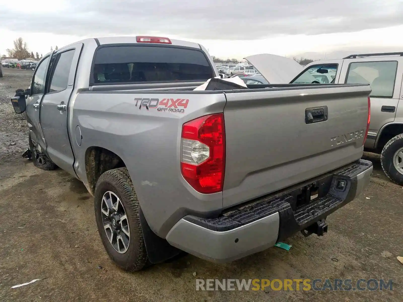 3 Photograph of a damaged car 5TFHY5F12KX860131 TOYOTA TUNDRA 2019