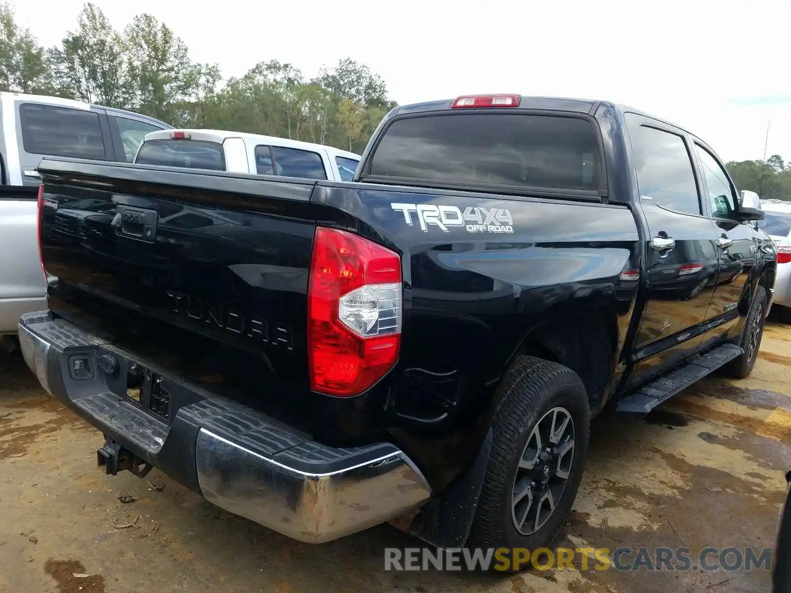 4 Photograph of a damaged car 5TFHY5F13KX831219 TOYOTA TUNDRA 2019