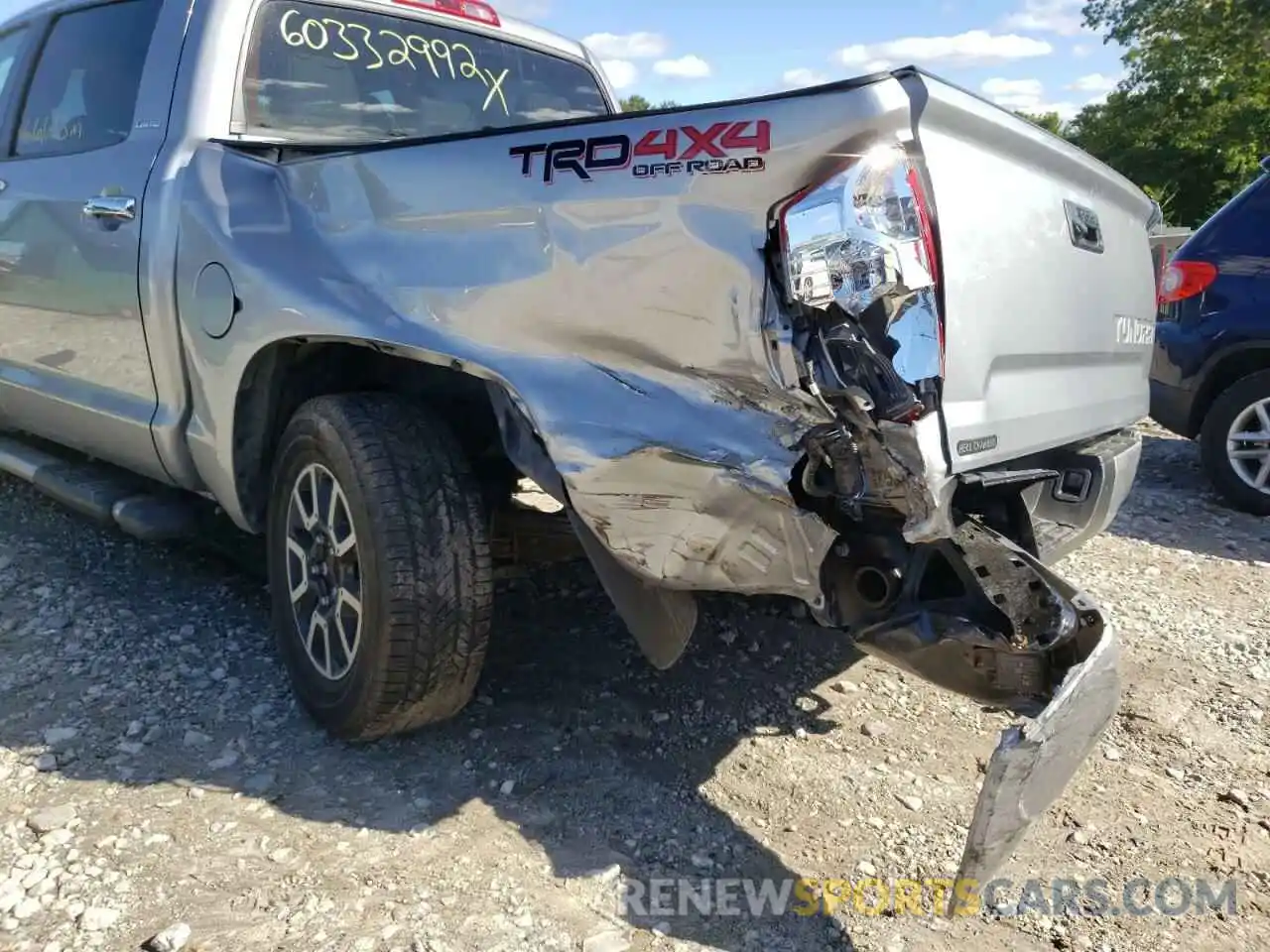 9 Photograph of a damaged car 5TFHY5F13KX863913 TOYOTA TUNDRA 2019