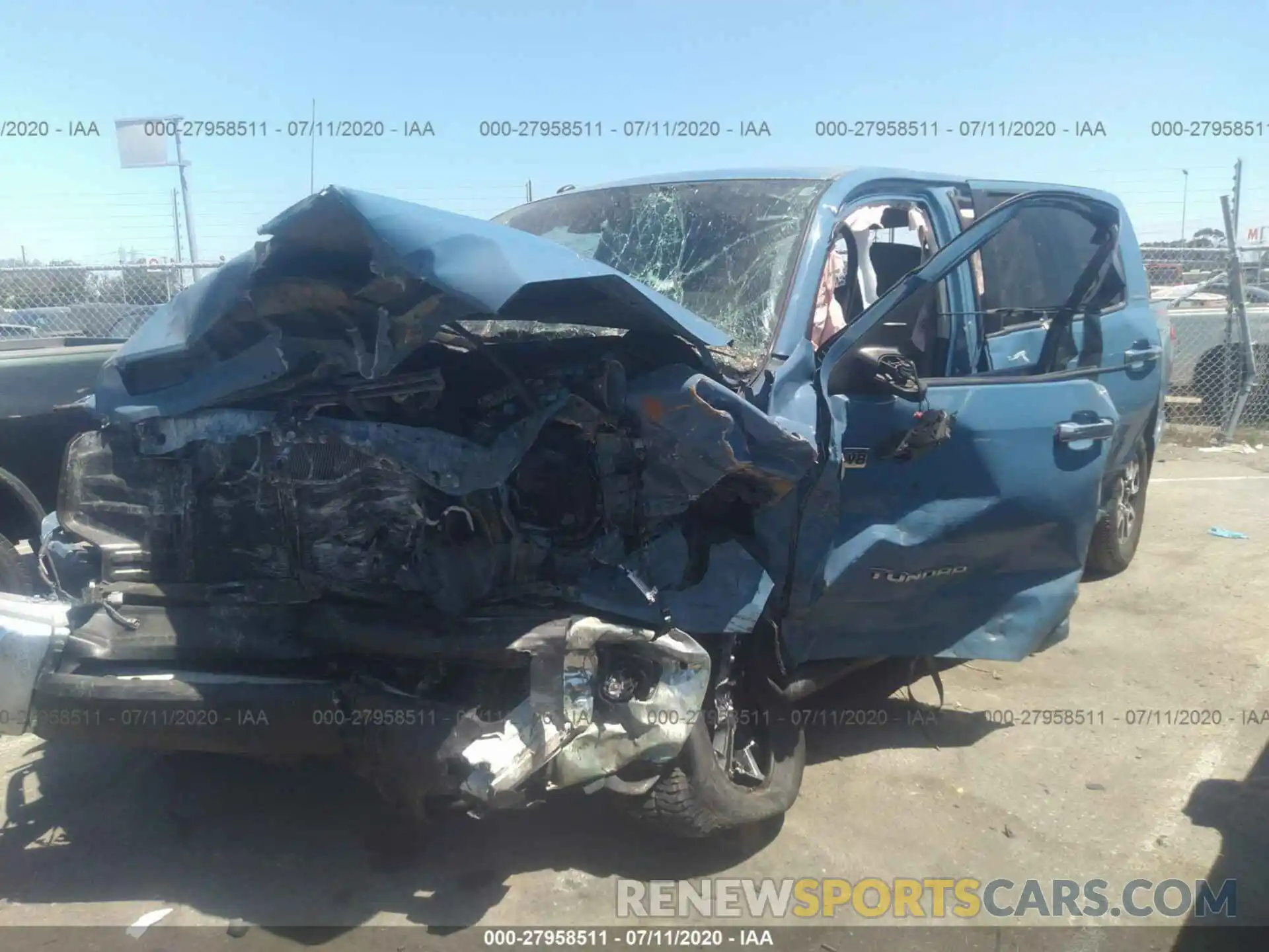 1 Photograph of a damaged car 5TFHY5F14KX795511 TOYOTA TUNDRA 2019