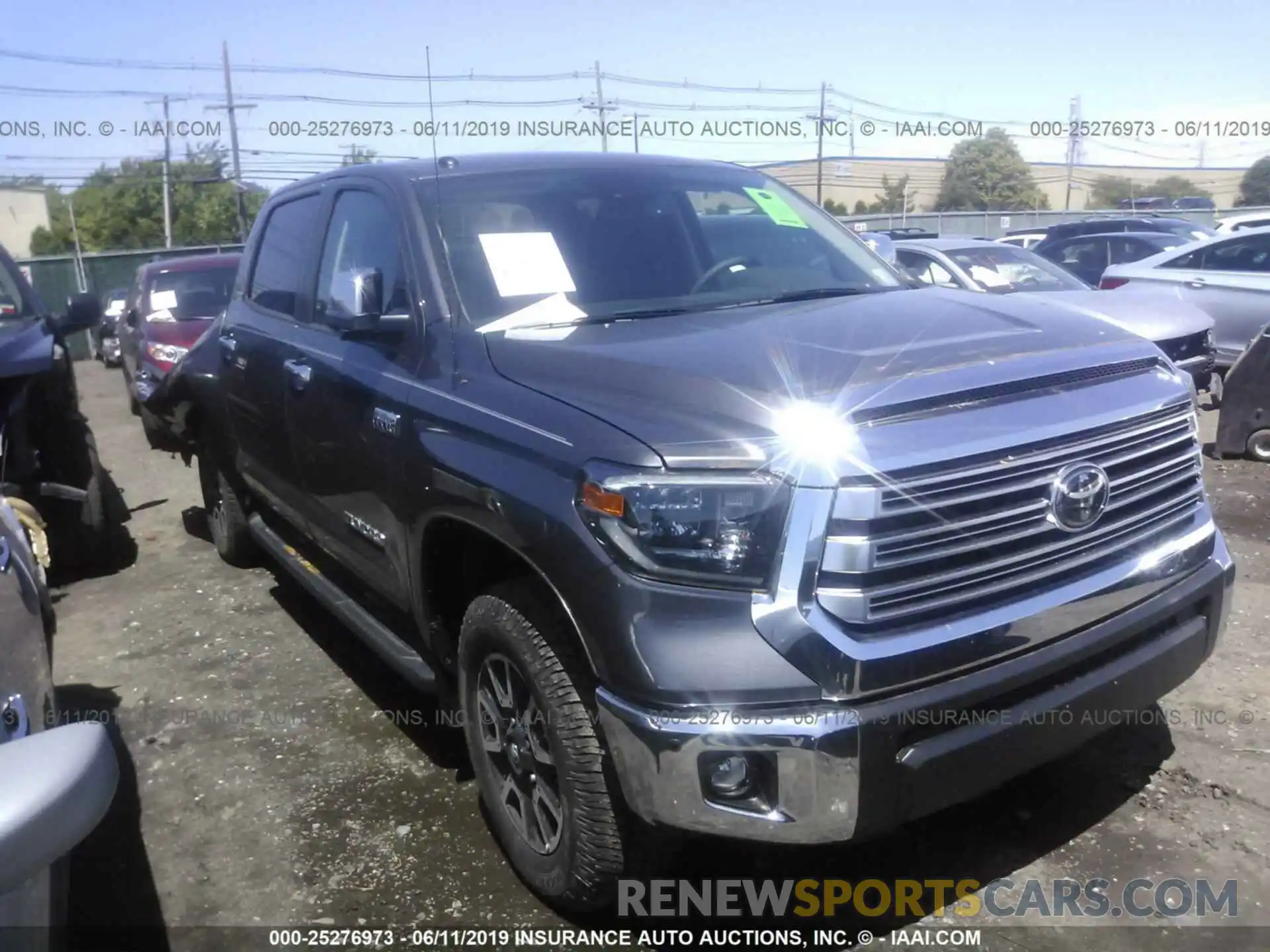 1 Photograph of a damaged car 5TFHY5F14KX813943 TOYOTA TUNDRA 2019