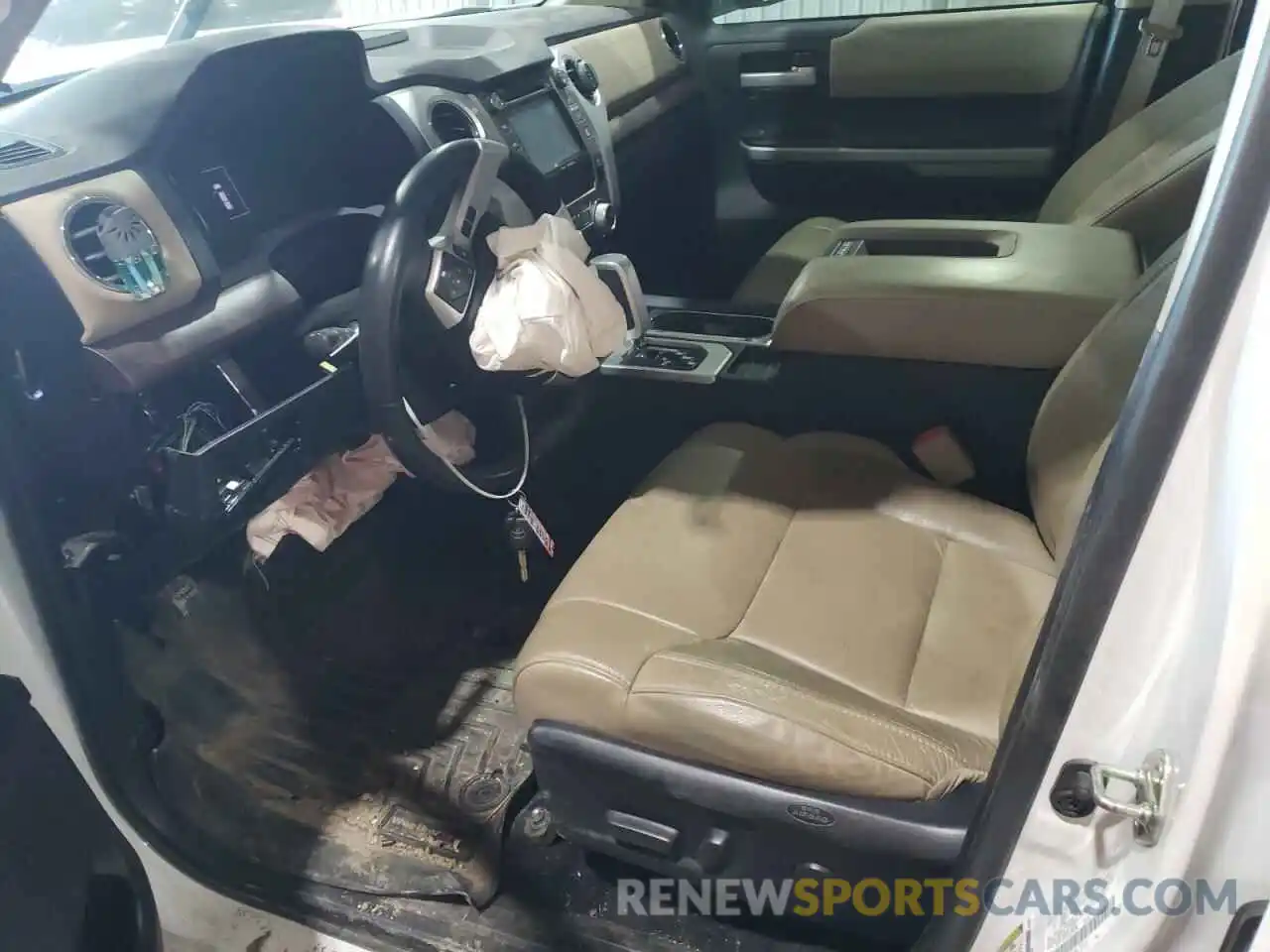 7 Photograph of a damaged car 5TFHY5F15KX791256 TOYOTA TUNDRA 2019