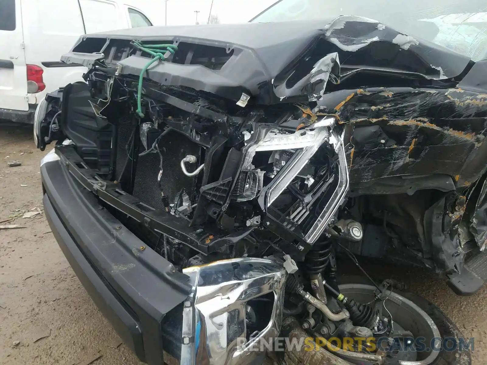 9 Photograph of a damaged car 5TFHY5F15KX794688 TOYOTA TUNDRA 2019