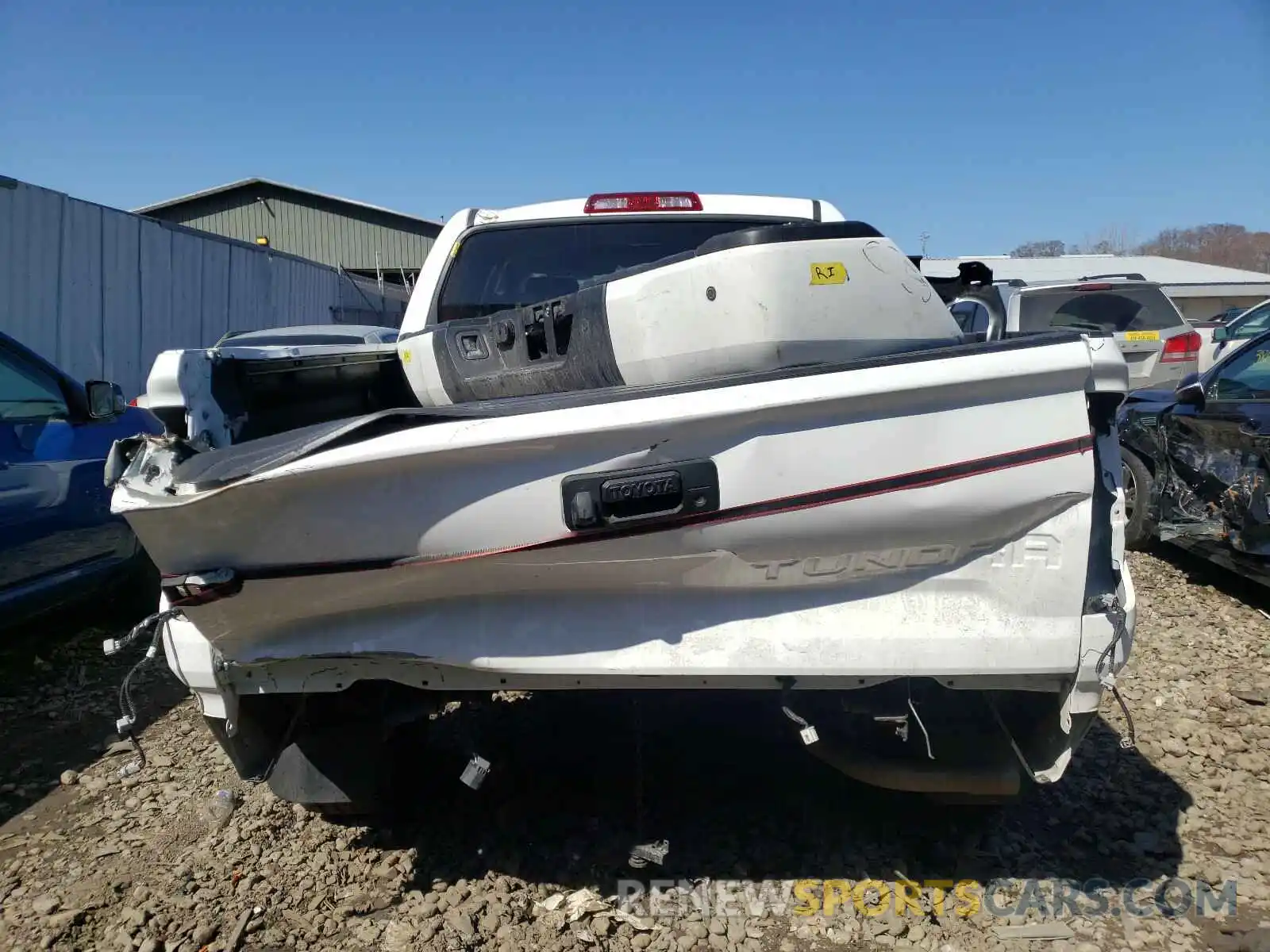 9 Photograph of a damaged car 5TFHY5F17KX777763 TOYOTA TUNDRA 2019