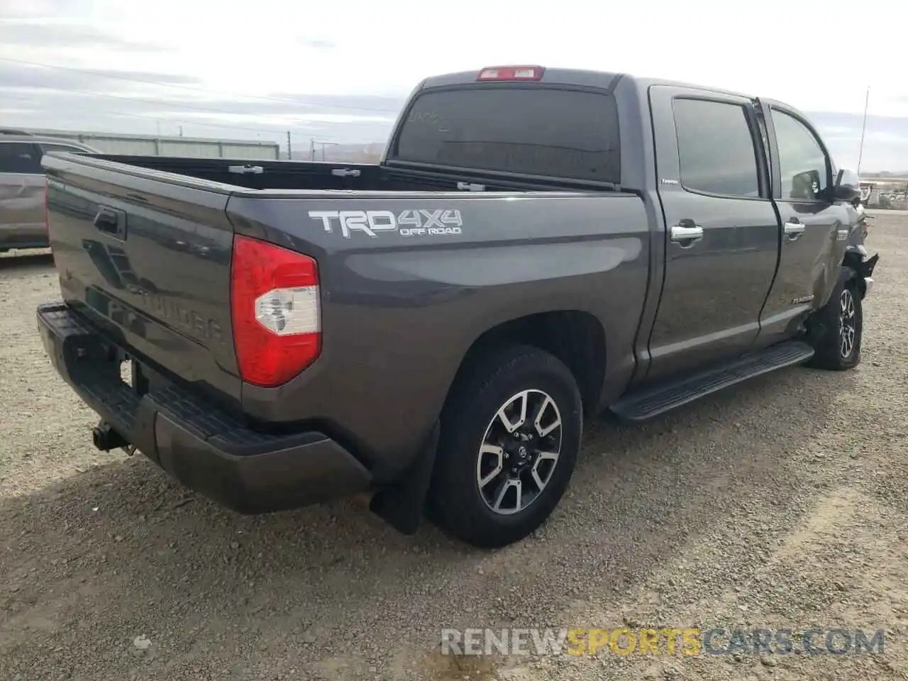 4 Фотография поврежденного автомобиля 5TFHY5F17KX818876 TOYOTA TUNDRA 2019