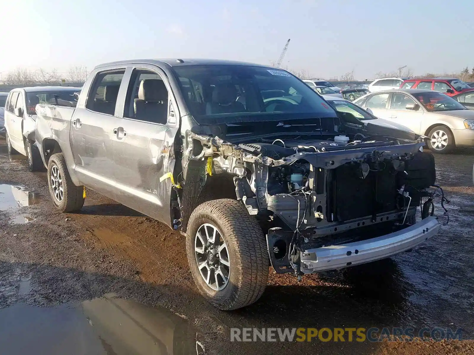 1 Photograph of a damaged car 5TFHY5F18KX779201 TOYOTA TUNDRA 2019