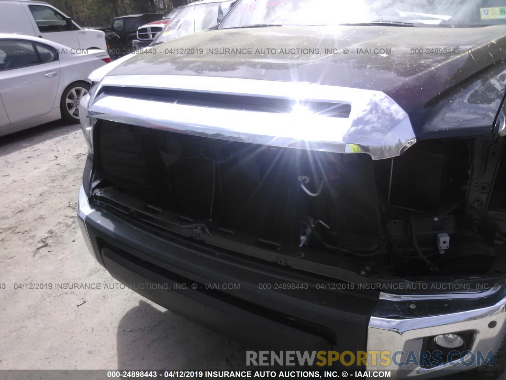 6 Photograph of a damaged car 5TFHY5F18KX805070 TOYOTA TUNDRA 2019