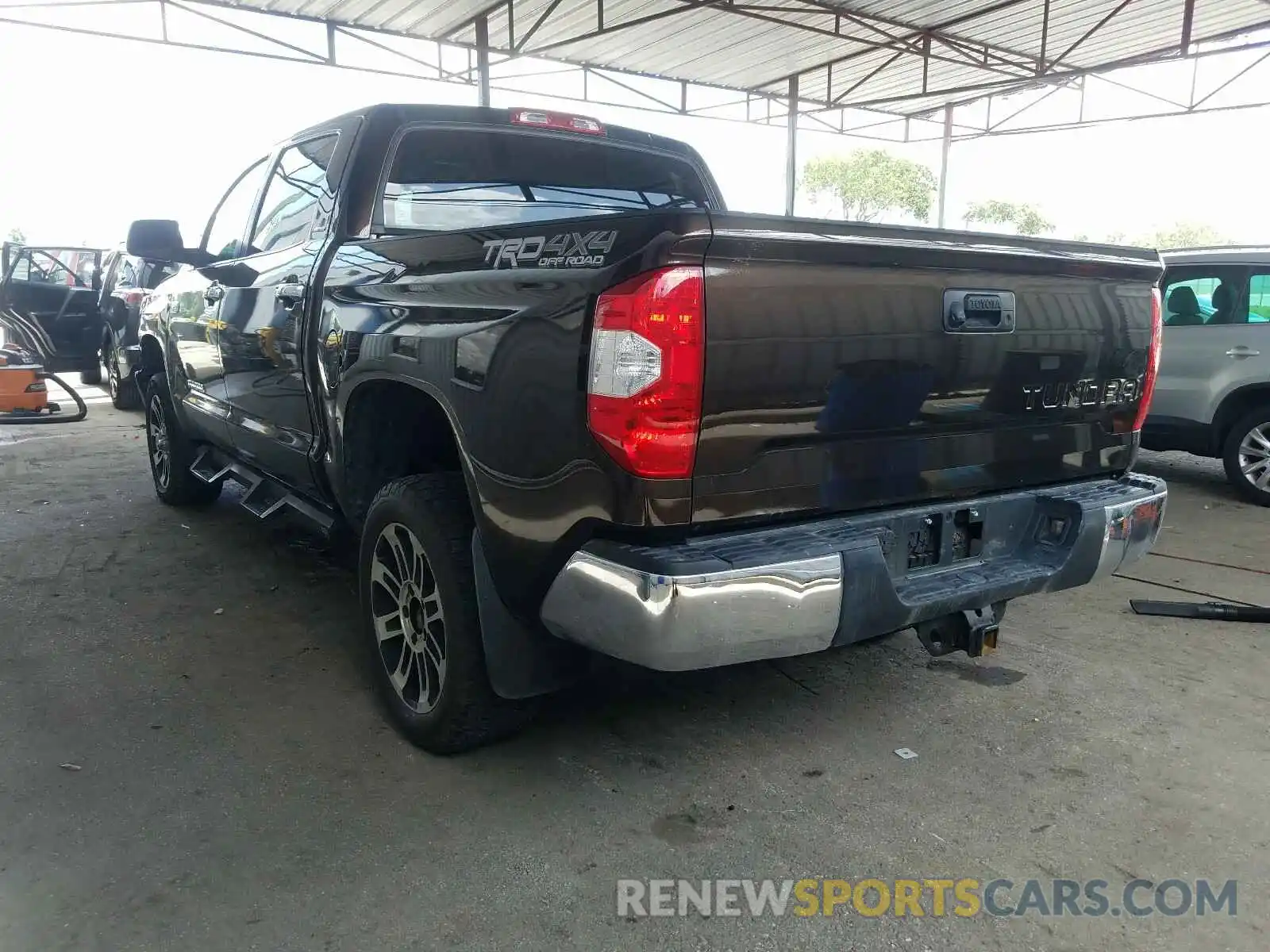 3 Photograph of a damaged car 5TFHY5F18KX862062 TOYOTA TUNDRA 2019