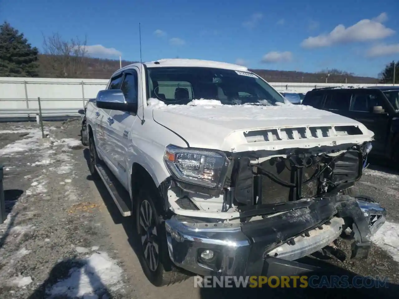 1 Photograph of a damaged car 5TFHY5F19KX798713 TOYOTA TUNDRA 2019