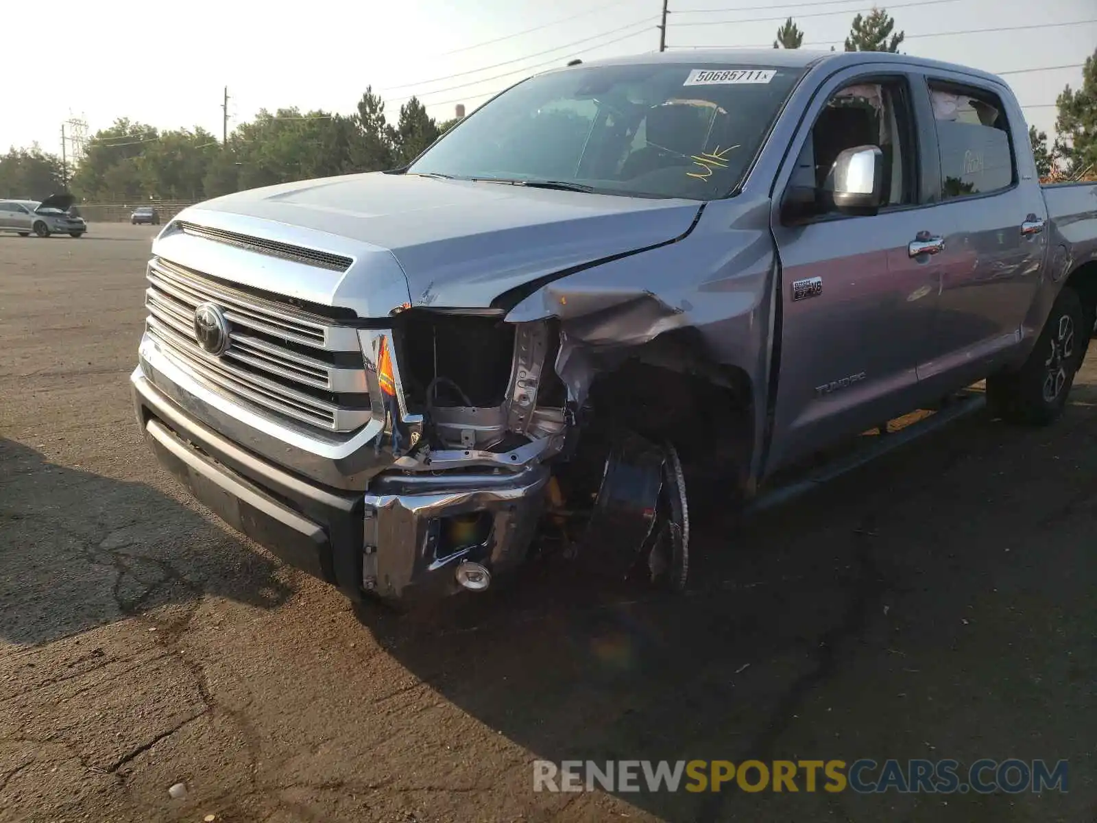 9 Photograph of a damaged car 5TFHY5F19KX805885 TOYOTA TUNDRA 2019