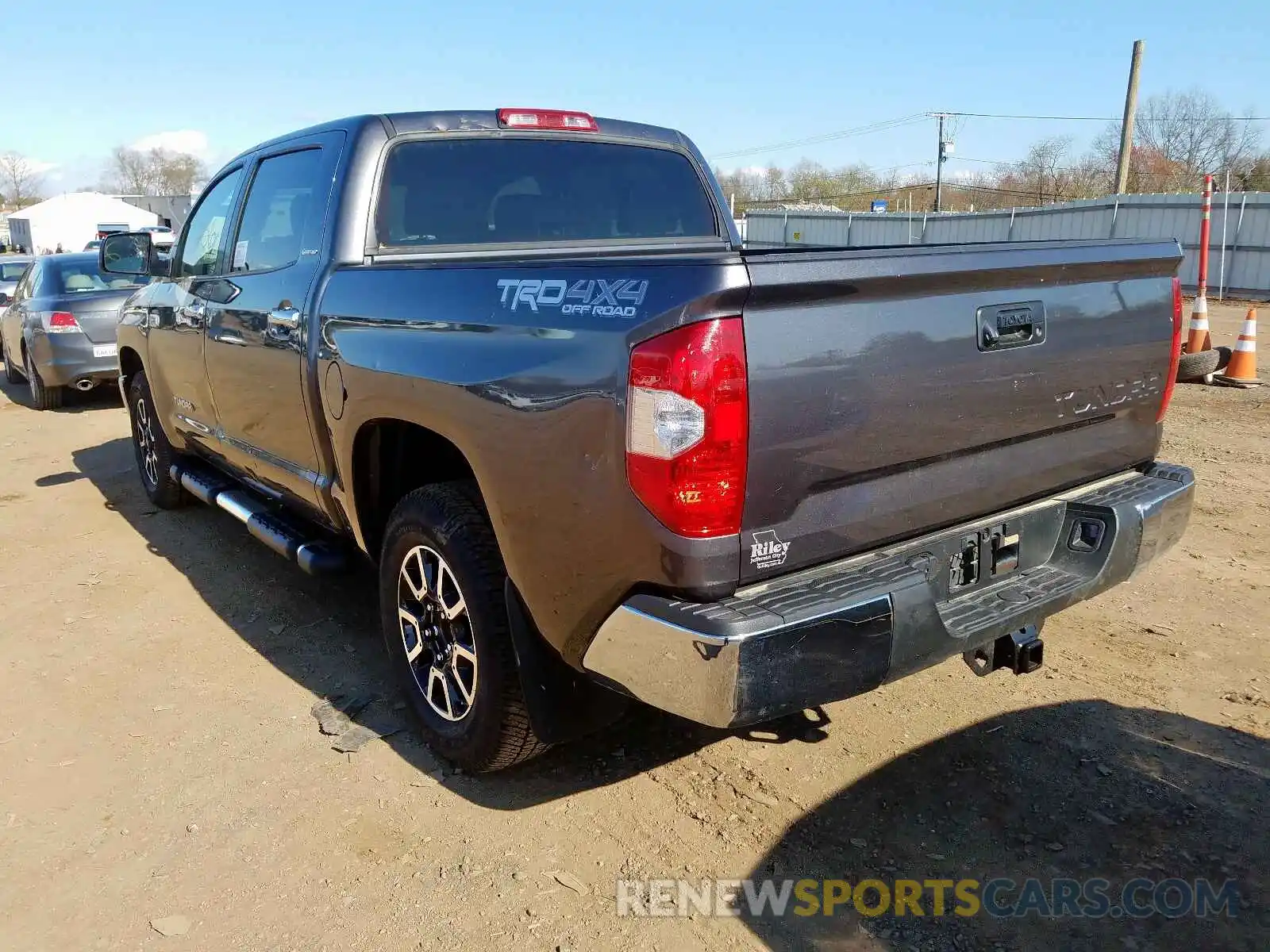 3 Photograph of a damaged car 5TFHY5F1XKX790488 TOYOTA TUNDRA 2019