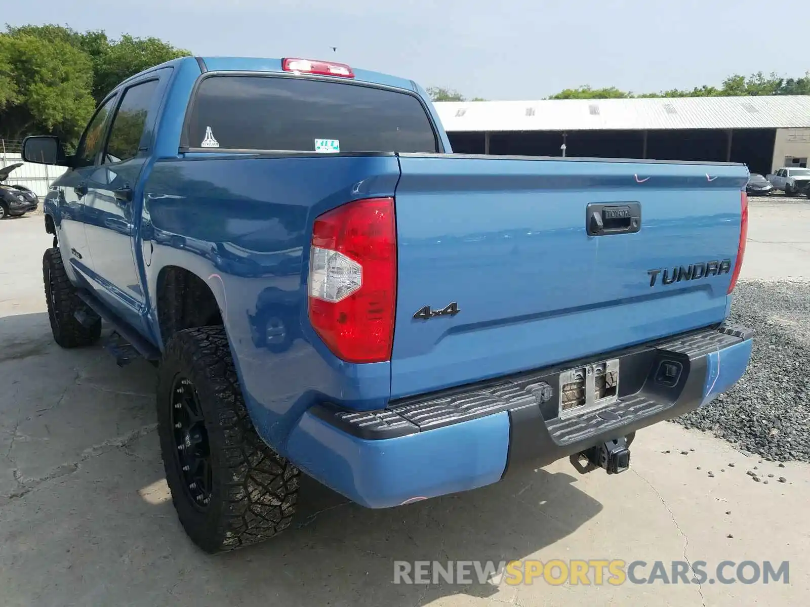 3 Фотография поврежденного автомобиля 5TFHY5F1XKX791057 TOYOTA TUNDRA 2019