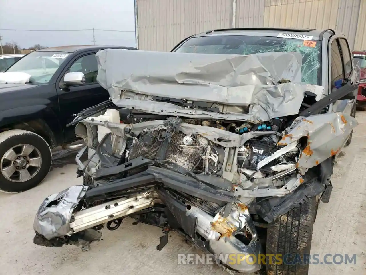 9 Photograph of a damaged car 5TFHY5F1XKX829807 TOYOTA TUNDRA 2019