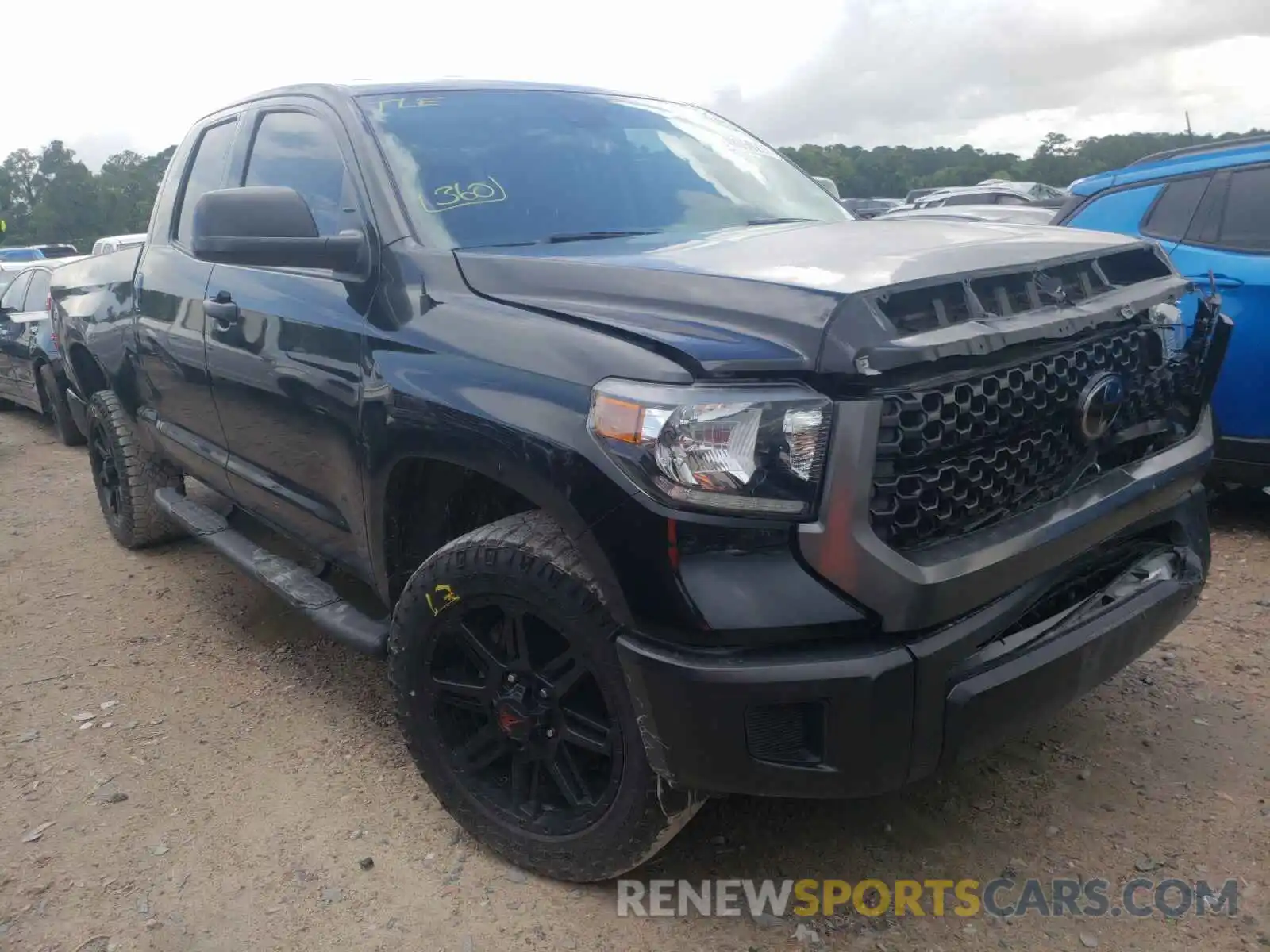 1 Photograph of a damaged car 5TFRM5F10KX140312 TOYOTA TUNDRA 2019