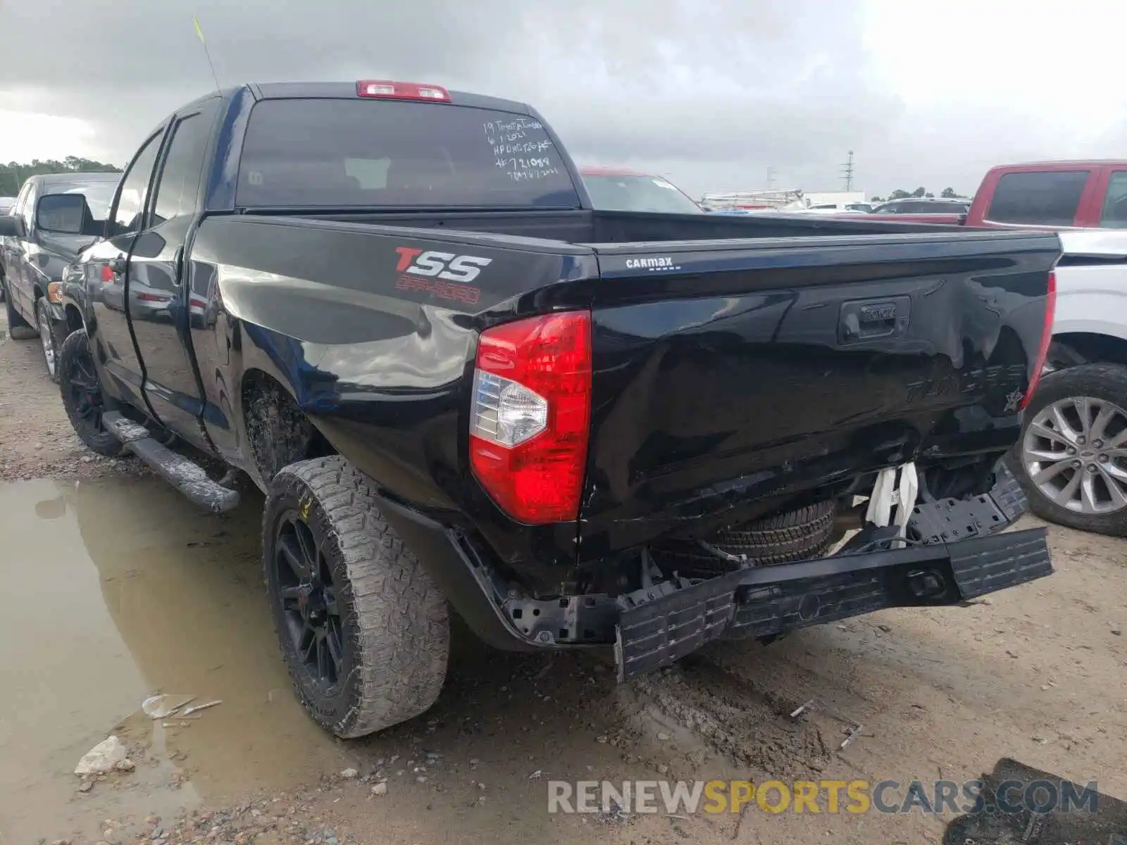 3 Photograph of a damaged car 5TFRM5F10KX140312 TOYOTA TUNDRA 2019