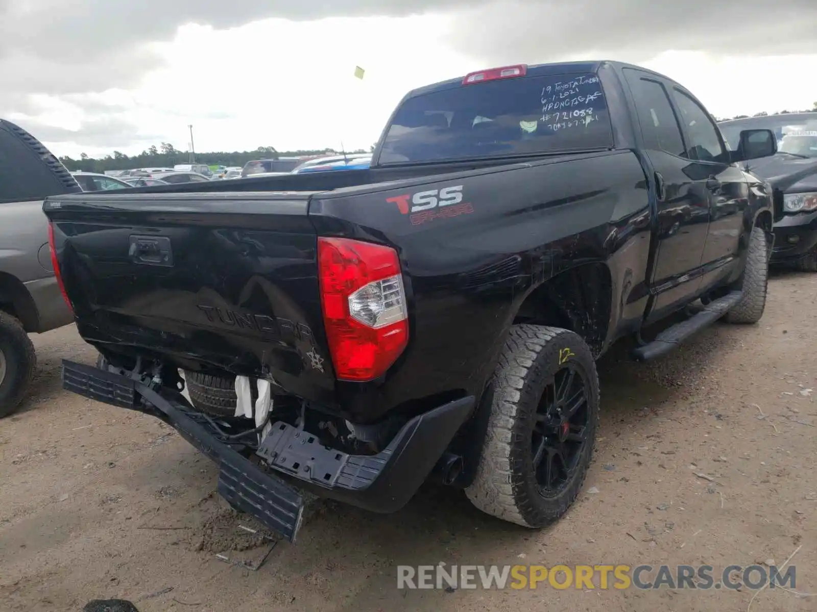 4 Photograph of a damaged car 5TFRM5F10KX140312 TOYOTA TUNDRA 2019