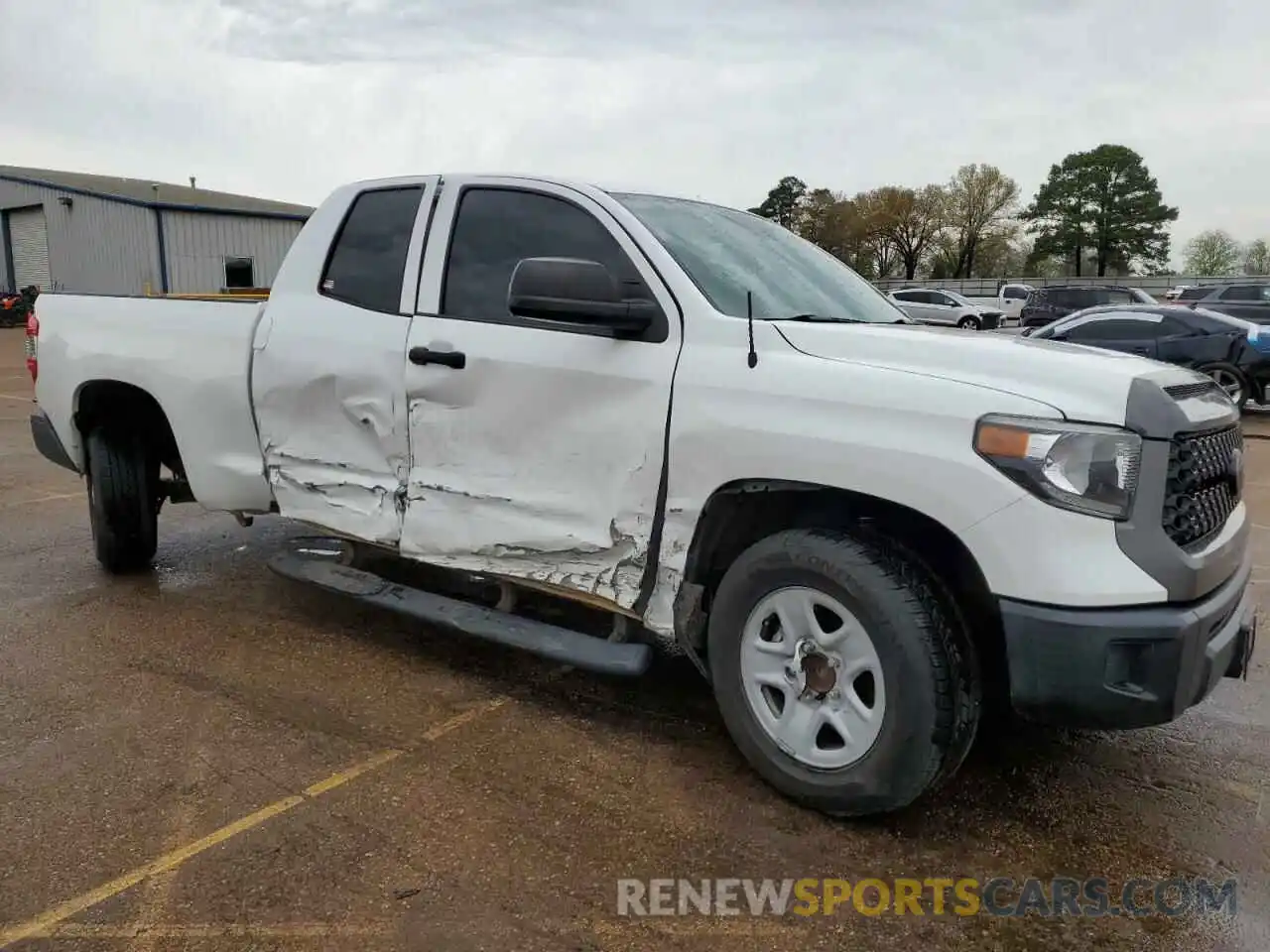 4 Photograph of a damaged car 5TFRM5F10KX142481 TOYOTA TUNDRA 2019