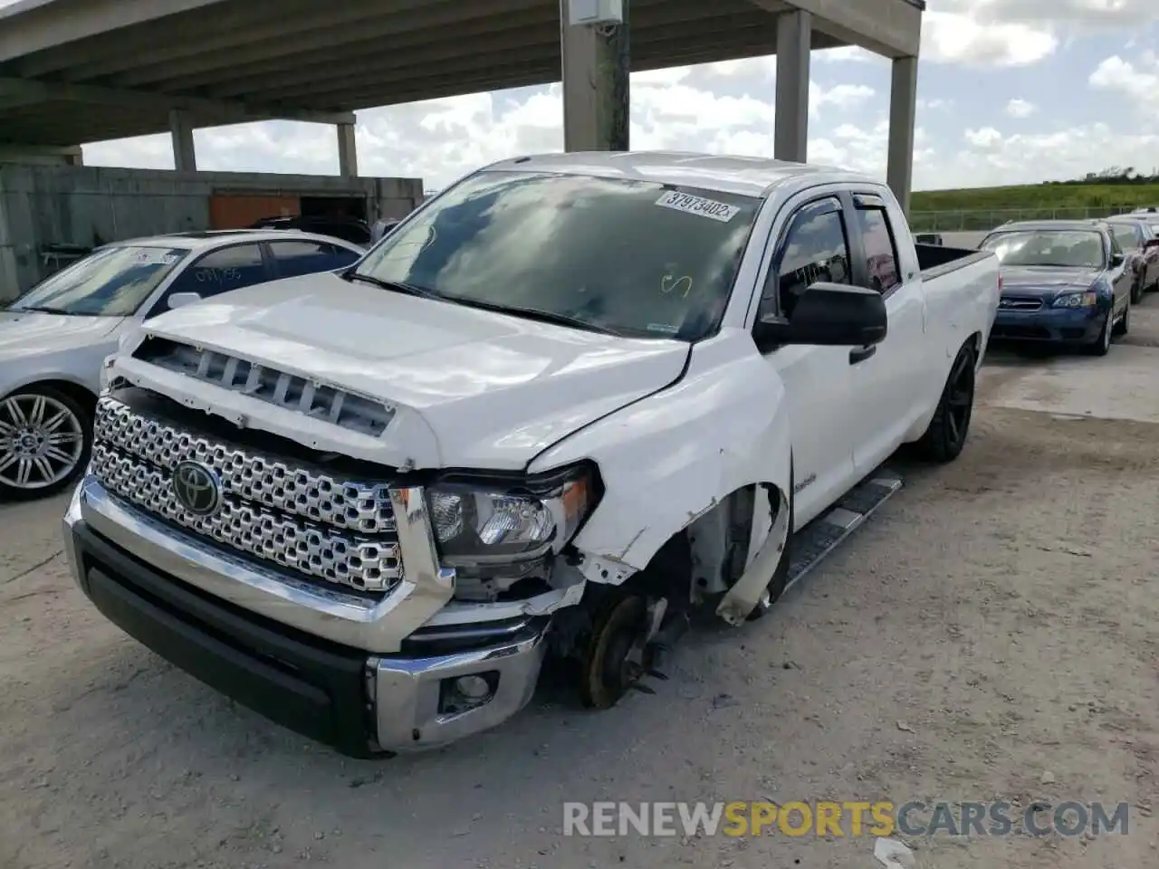 2 Photograph of a damaged car 5TFRM5F10KX143842 TOYOTA TUNDRA 2019