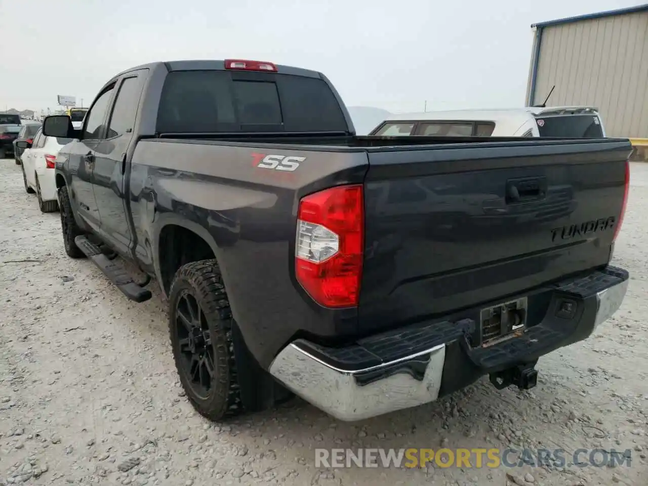 3 Photograph of a damaged car 5TFRM5F11KX139265 TOYOTA TUNDRA 2019