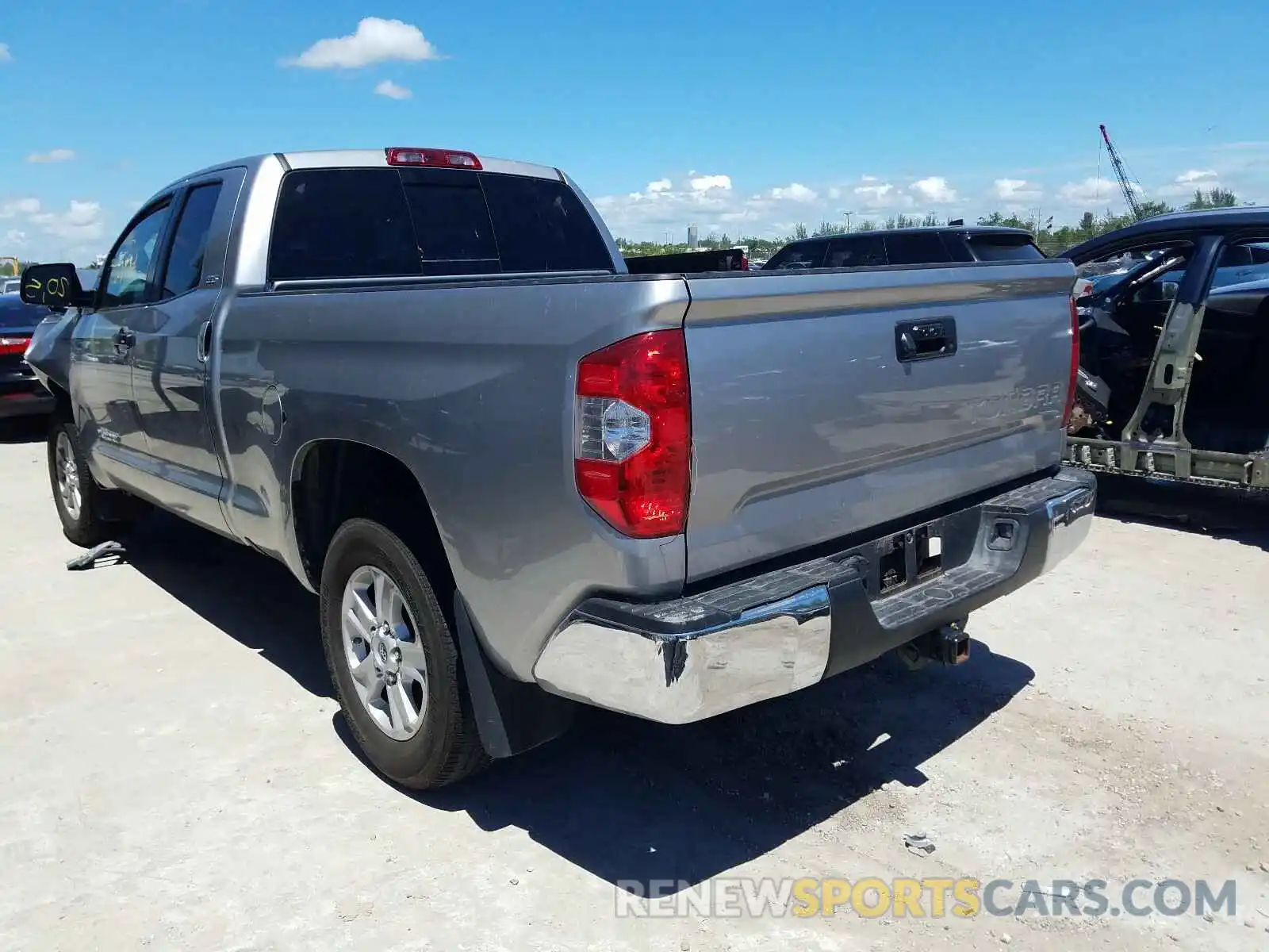 3 Photograph of a damaged car 5TFRM5F11KX142361 TOYOTA TUNDRA 2019