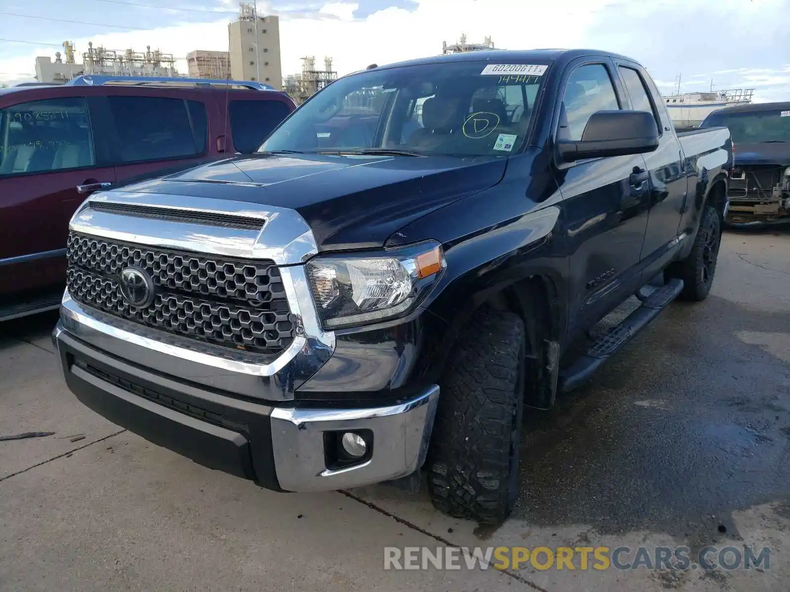 2 Фотография поврежденного автомобиля 5TFRM5F11KX144417 TOYOTA TUNDRA 2019