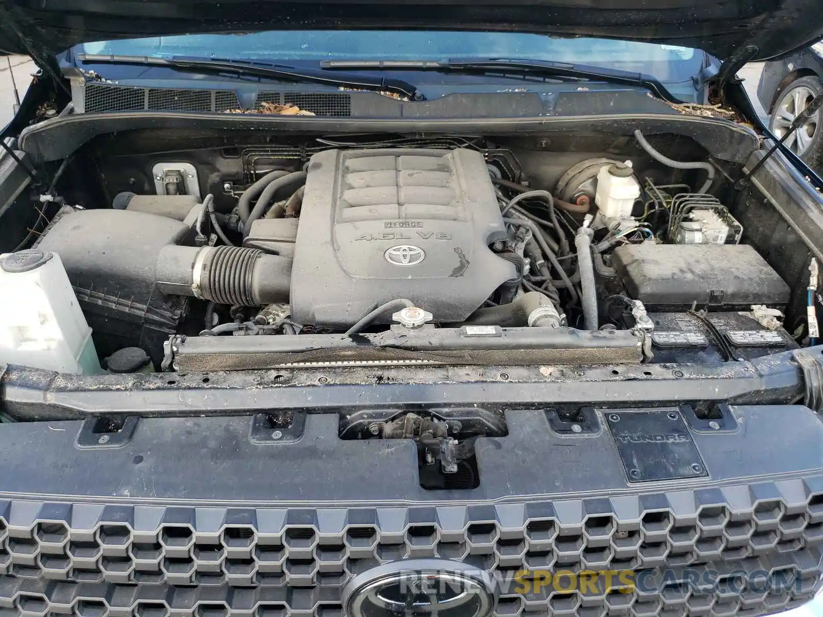 7 Photograph of a damaged car 5TFRM5F11KX144417 TOYOTA TUNDRA 2019