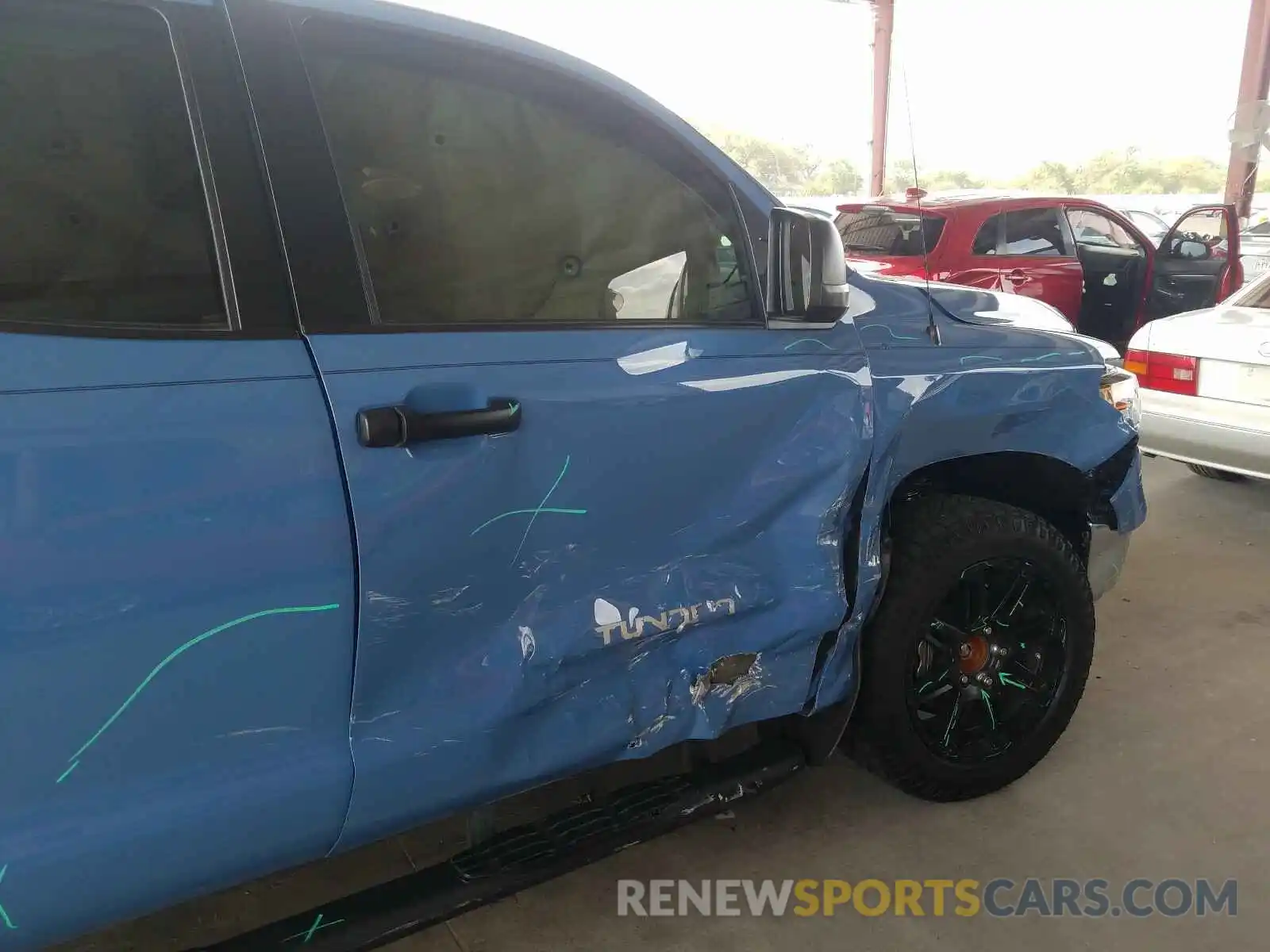 9 Photograph of a damaged car 5TFRM5F11KX144689 TOYOTA TUNDRA 2019