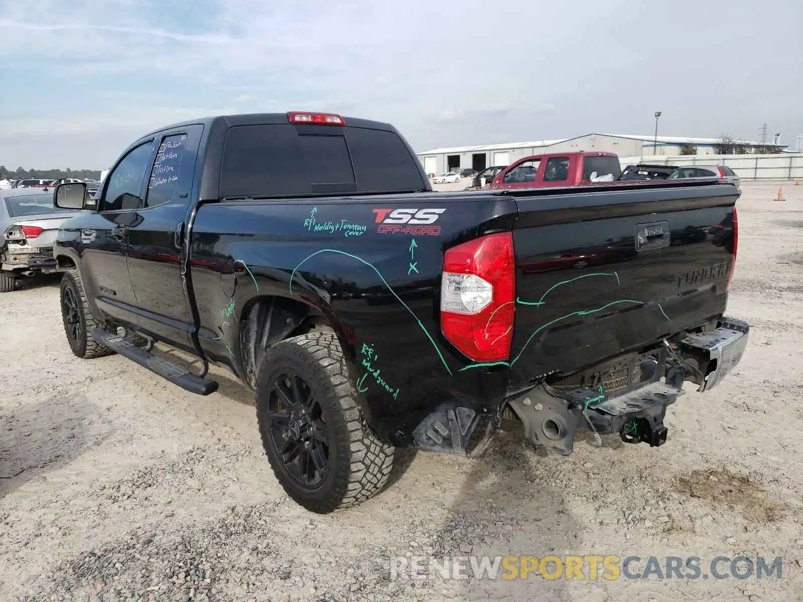 3 Photograph of a damaged car 5TFRM5F12KX140523 TOYOTA TUNDRA 2019