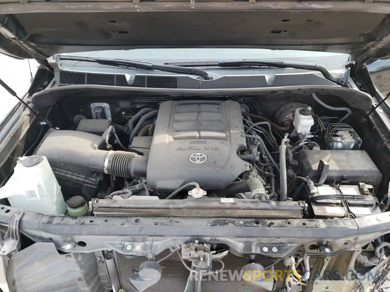 7 Photograph of a damaged car 5TFRM5F12KX140523 TOYOTA TUNDRA 2019