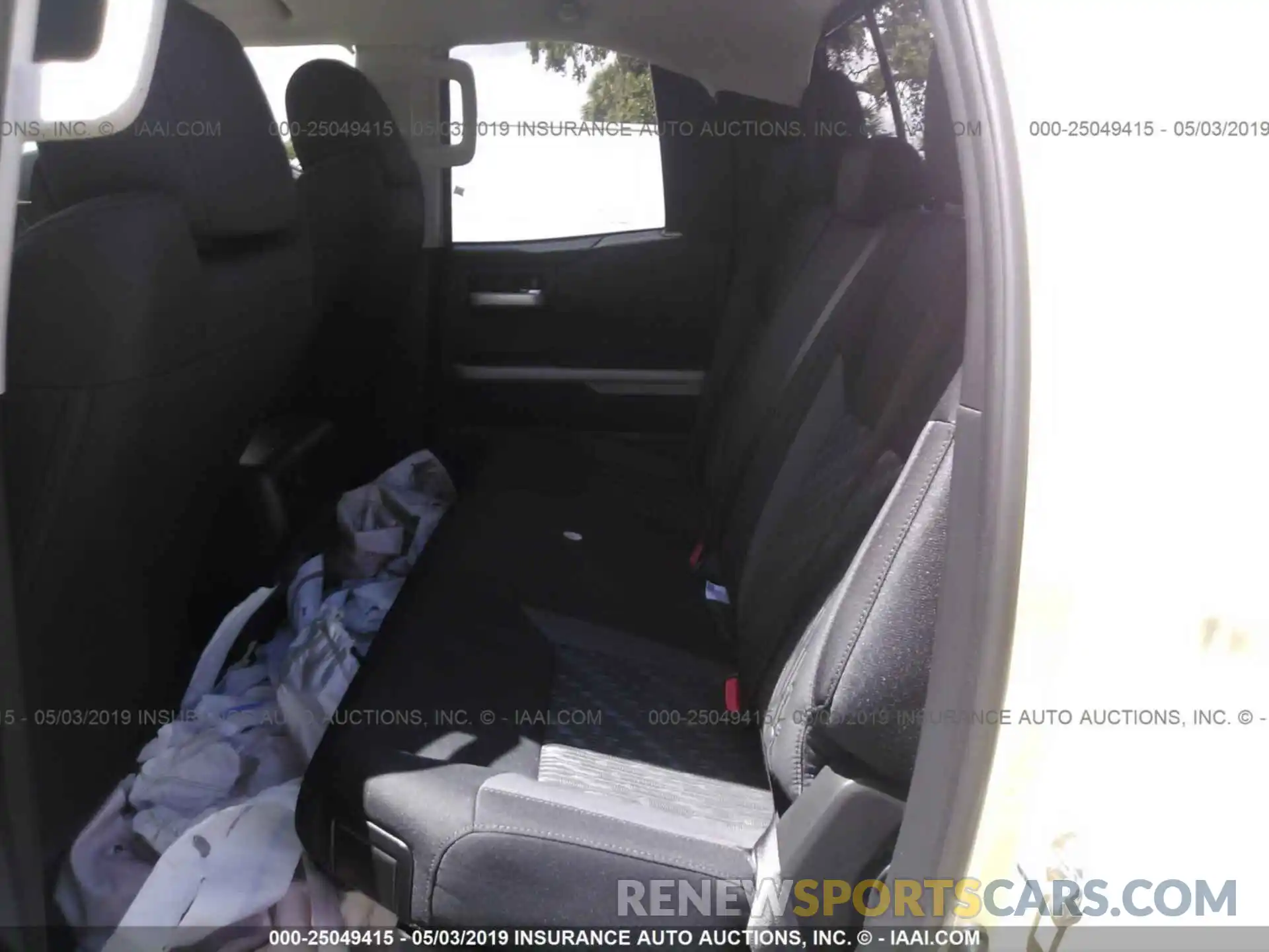 8 Photograph of a damaged car 5TFRM5F12KX140893 TOYOTA TUNDRA 2019