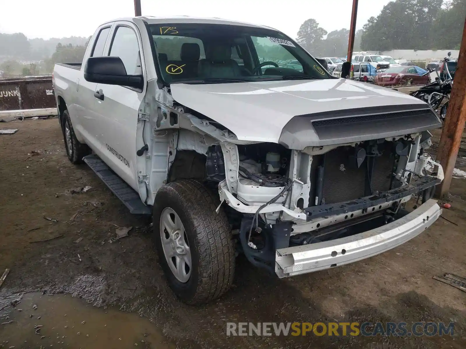 1 Photograph of a damaged car 5TFRM5F12KX142675 TOYOTA TUNDRA 2019