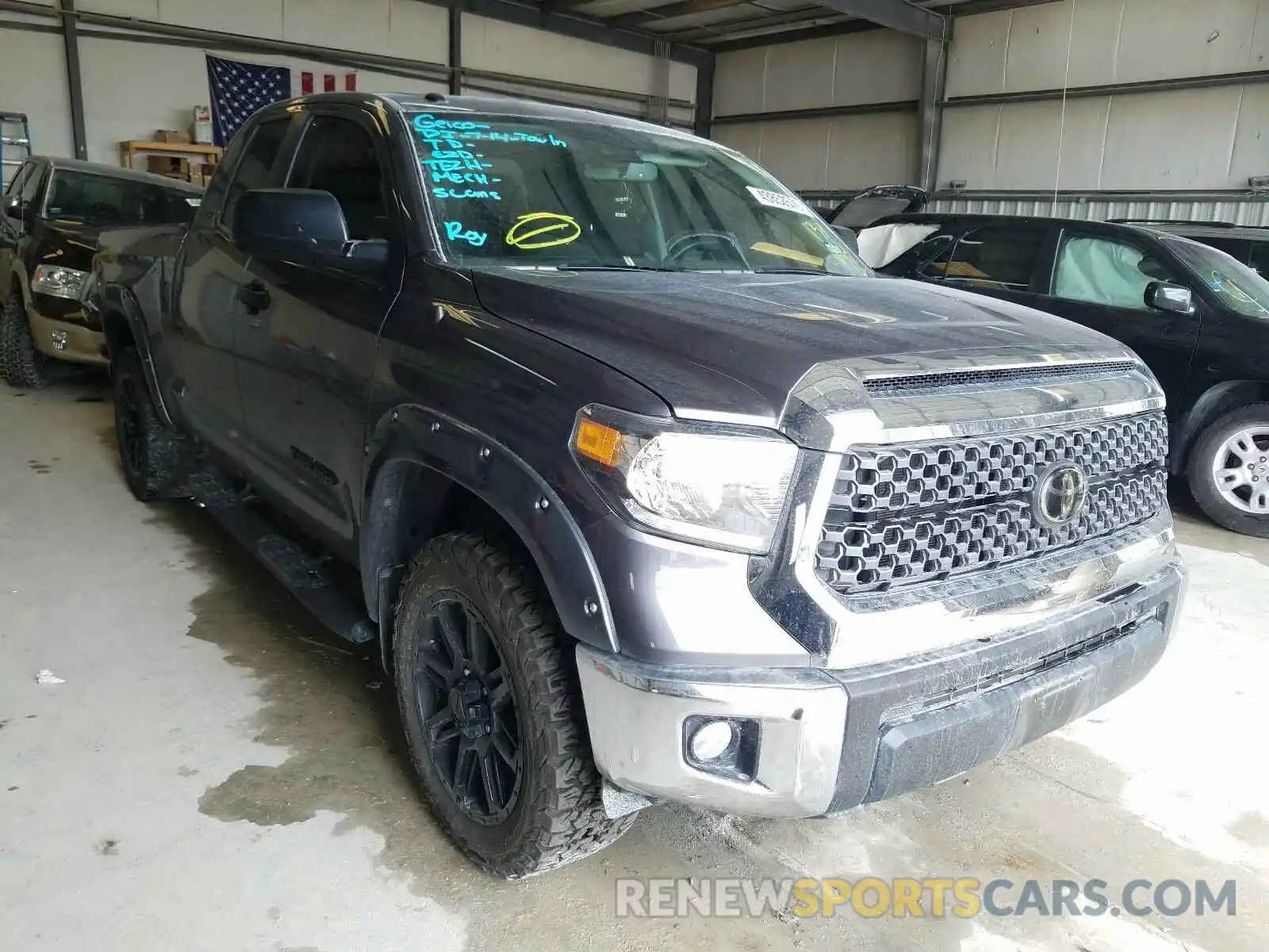 1 Photograph of a damaged car 5TFRM5F13KX134620 TOYOTA TUNDRA 2019