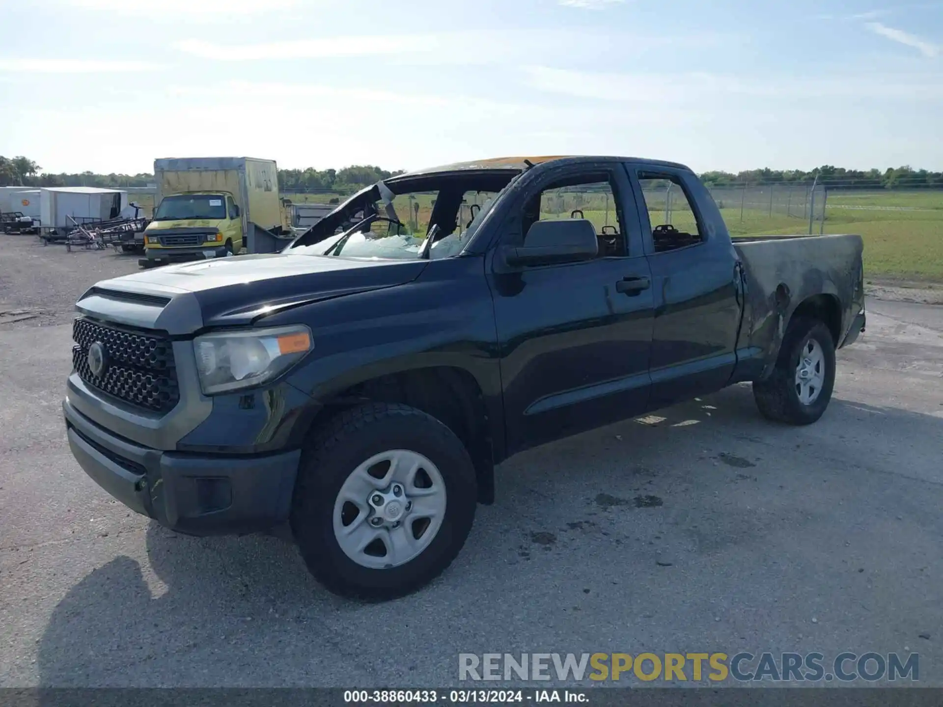 2 Photograph of a damaged car 5TFRM5F14KX136523 TOYOTA TUNDRA 2019