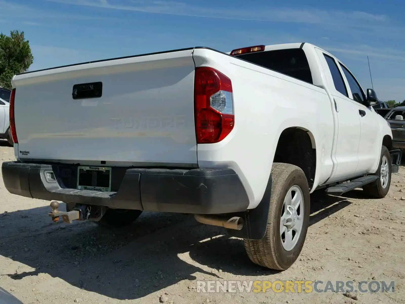 4 Photograph of a damaged car 5TFRM5F14KX137087 TOYOTA TUNDRA 2019