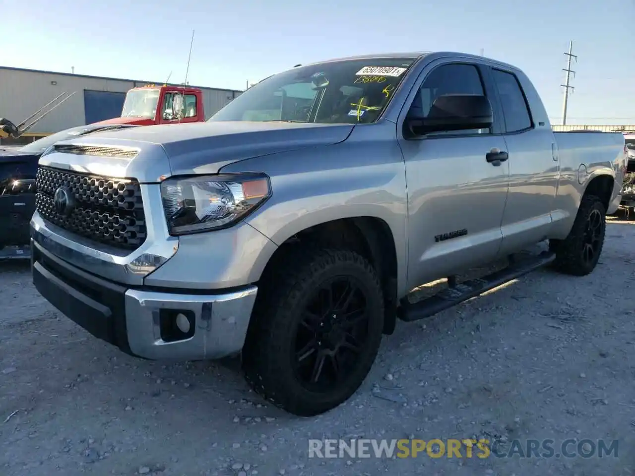 2 Photograph of a damaged car 5TFRM5F14KX138045 TOYOTA TUNDRA 2019