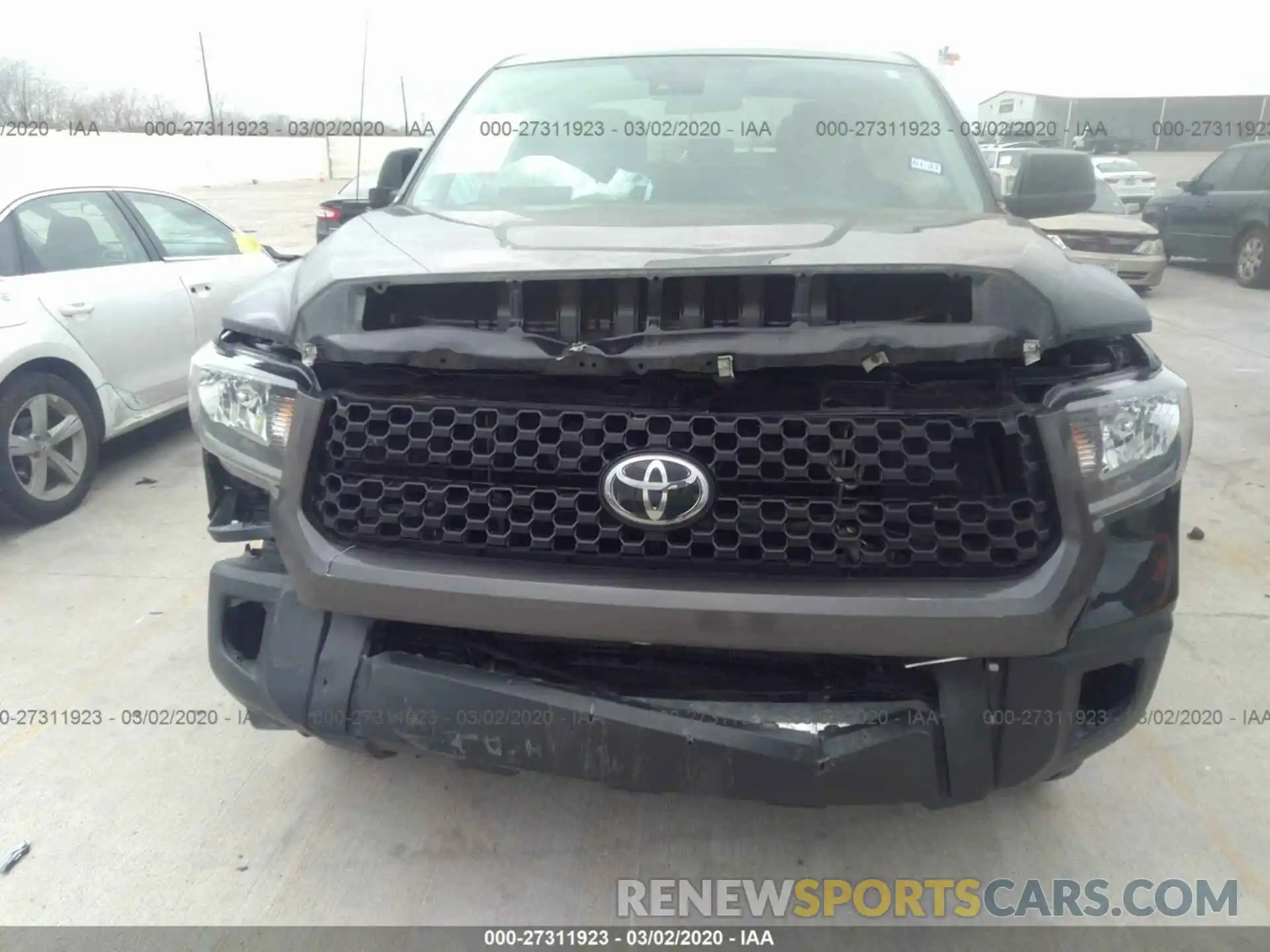 6 Photograph of a damaged car 5TFRM5F15KX138913 TOYOTA TUNDRA 2019