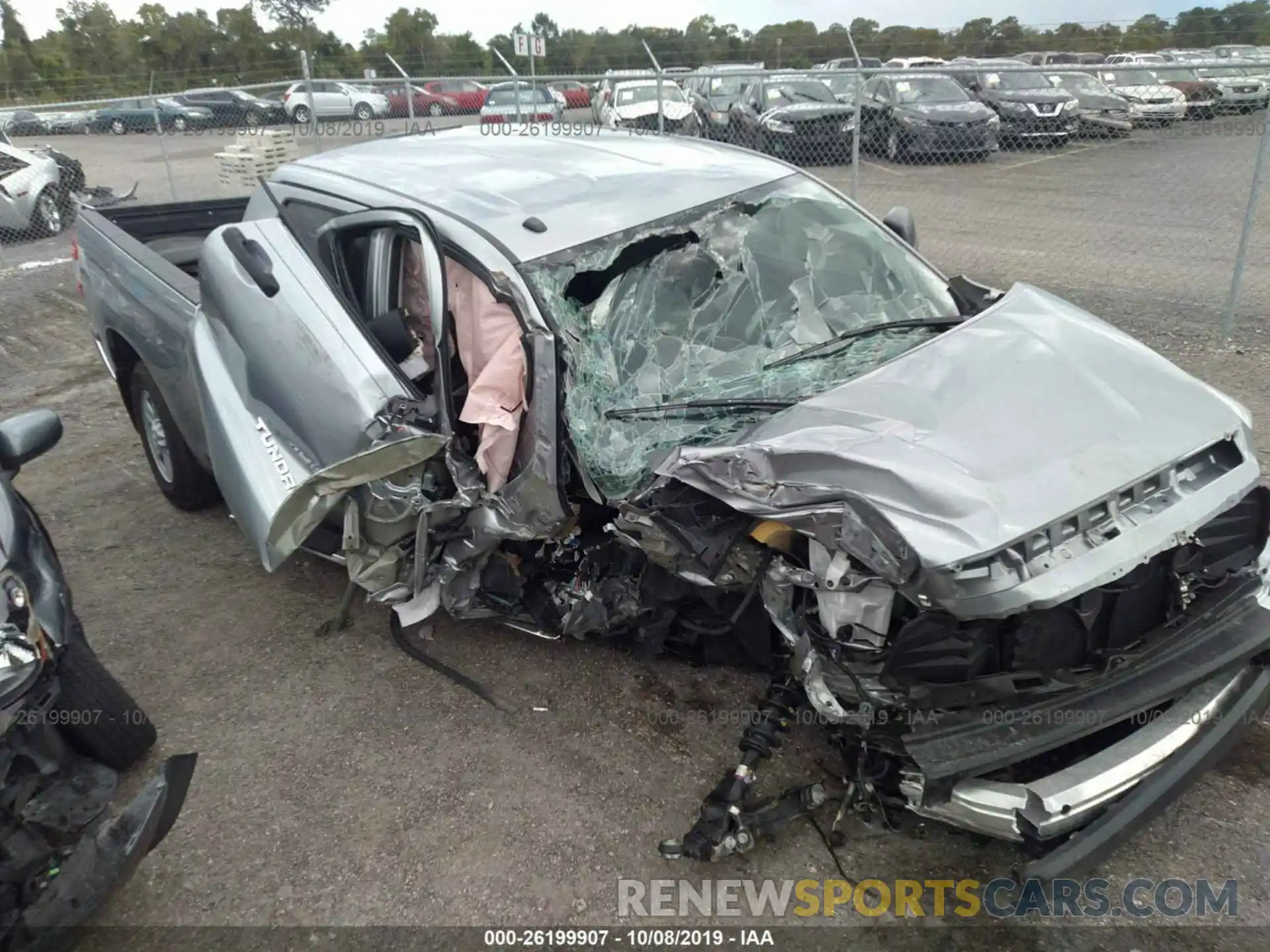 1 Photograph of a damaged car 5TFRM5F16KX136538 TOYOTA TUNDRA 2019