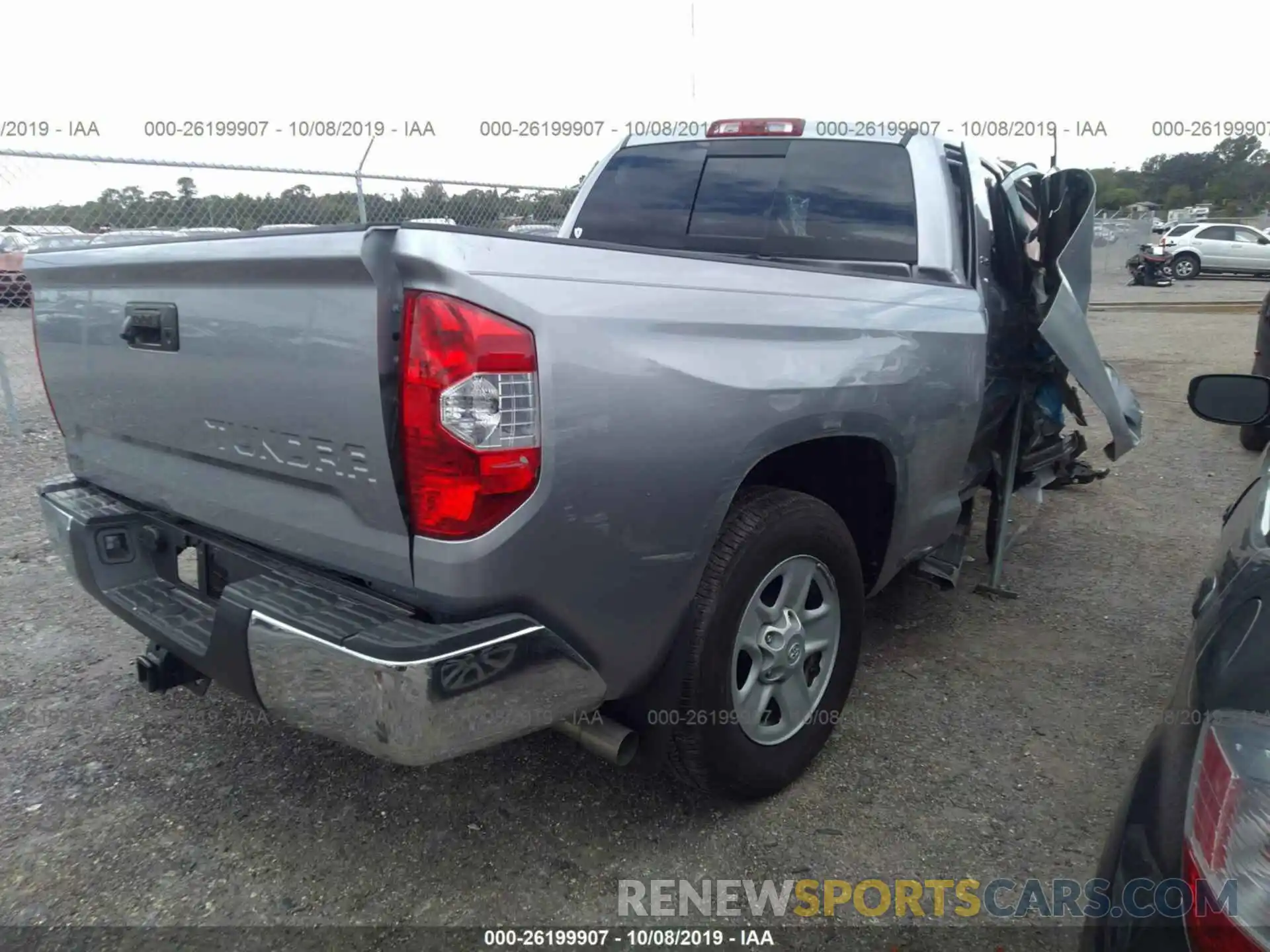 4 Фотография поврежденного автомобиля 5TFRM5F16KX136538 TOYOTA TUNDRA 2019